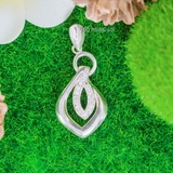 Mặt Dây Chuyền Bạc Nữ Chiếc Lá Trơn Ít Đá Mang Phong Cách Đơn Giản M2412170094