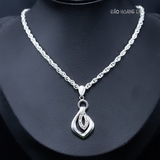 Mặt Dây Chuyền Bạc Nữ Chiếc Lá Trơn Ít Đá Mang Phong Cách Đơn Giản M2412170094