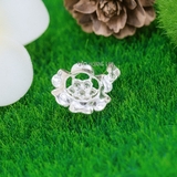 Mặt Dây Chuyền Bạc Nữ Hoa 6 Cánh Trơn Đá Sáng Lấp Lánh M2412170059