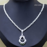 Mặt Dây Chuyền Bạc Nữ Kiểu Giọt Nước Trơn Ít Đá Sáng Đẹp M2412170014