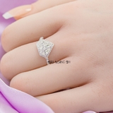 Nhẫn Bạc Nữ Hình Viên Kim Cương Đính Đá Tấm Sáng Lấp Lánh N2412070027