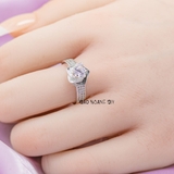 Nhẫn Bạc Nữ Hình Bông Hoa Gắn Đá Sang Trọng