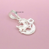 Mặt Dây Chuyền Bạc Trẻ Em Hình Con Dê Cưỡi Trăng M2409270010