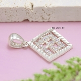 Mặt Dây Chuyền Bạc Nữ Quả Trám Phay Bên Trong Đính Đá Nhỏ Tinh Tế M2409230065