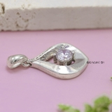 Mặt Dây Chuyền Bạc Nữ S990 Hình Chiếc Lá Trơn Ít Đá M2409230011