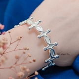 Vòng tay bạc nữ hình 2 vương miện lồng vào nhau độc đáo V2409090006