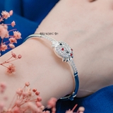Vòng tay bạc mặt vòng hình hello kitty đính đá trắng đeo nơ đỏ