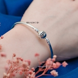 Vòng tay bạc nữ mặt vòng chamr cầu pandora V2409090021