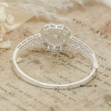 Vòng tay bạc nữ mặt vòng hình hoa đính đá trắng bao quanh là đường tròn đá trắng V2409050058