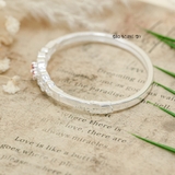 Vòng tay bạc nữ mặt vòng thiết kế đường tròn đính đá trắng bao quanh hoa 4 cánh đính đá đỏ V2409050038
