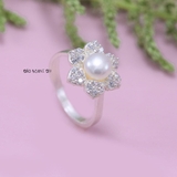 Nhẫn Bạc Nữ Ngọc Trai Hình Bông Hoa N2409060069