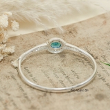 Vòng tay bạc nữ mặt vòng dạng đồng hồ đính đá bầu dục màu xanh nước biển viên đính đá nhỏ trắng V2409040009