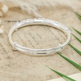 Vòng tay bạc nữ mặt vòng hình hoa sen