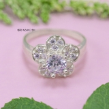 Nhẫn Bạc Nữ Hình Bông Hoa Gắn Đá Sang Trọng N2408310034