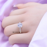 Nhẫn Bạc Nữ Trơn Đính Đá Sang Trọng  N2409010075