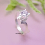 Nhẫn Bạc Nữ Hình Quả Trám Đính Đá Sang Trọng  N2409010091