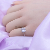 Nhẫn Bạc Nữ Đính Đá Vuông Sang Trọng