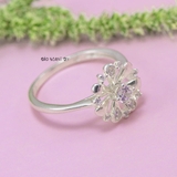 Nhẫn Bạc Nữ Trơn Thiết Kế Hình Bông Hoa Đính Đá N2408260037