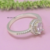 Nhẫn Bạc Nữ Hình Oval Đính Đá Sang Trọng