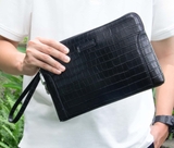 Clutch khóa mã số da bò vân cá sấu LOUIS HAVIAS™
