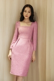 Váy tweed hồng cổ vuông