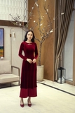 Áo dài nhung the cổ tròn thêu hoa chim mùa xuân Linné
