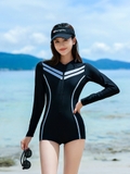 Bộ bơi nữ màu đen kẻ ghi, dài tay liền quần ngắn -22057