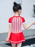 Bộ bơi cộc chống nắng liền chân váy kẻ 9G - Màu đỏ