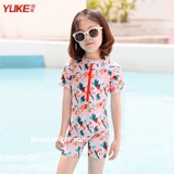 Bộ bơi bé gái cộc liền hồng cam, hình lá Yuke