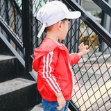 Khoác gió đỏ liền mũ