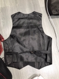 Vest Vải đen kẻ Mini World