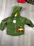 Khoác gió xanh lá, hình ô tô