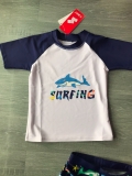 Bộ bơi bé trai cộc tay rời, trắng cá Surfing, quần cộc xanh than (3-16 tuổi)