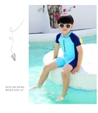 Bộ bơi bé trai cộc liền, màu xanh, tay than 361 (SLY195015)