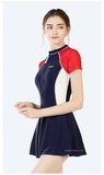 Bộ bơi nữ cộc xanh than, chân váy, tay đỏ, Momasong