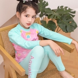 Bộ bơi bé gái dài hồng xanh, dáng rời, hoạ tiết