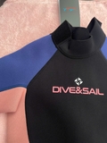 Bộ bơi giữ nhiệt bé gái, màu đen hồng, dài tay dáng liền, vải dày 2.5mm, Dive & Sail