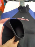 Bộ bơi giữ nhiệt bé gái, màu đen hồng, dài tay dáng liền, vải dày 2.5mm, Dive & Sail