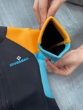 Bộ bơi giữ nhiệt bé gái, màu đen tay vàng, vải giữ nhiệt 2.5mm, Dive & Sail