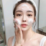 Sữa rửa mặt Hatomugi Acne Care & Facial Washing