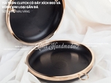 Khung Túi/ khuôn ví tròn Clutch có dây xích đeo và vòng kim loại gắn đá (bạc)
