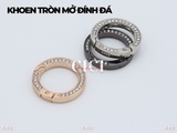 ĐÔI khoen mở móc khóa đính đá
