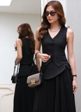 Allie pleated skirt in Black