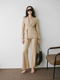 Áo Blazer Nữ Krisna Chéo Tà Thắt Eo Màu Be Công Sở WALENTY