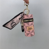 FASHION ACCESSORIES | MÓC CHÌA KHOÁ LV DA PU SANH CHẢNH ĐỰNG SON MÔI   F1.ACC
