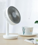 Quạt mini Simple Desk Fan tích hợp sạc dự phòng cho điện thoại