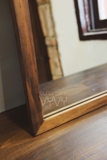 Khung gương vòm cong gỗ thông viền trơn 3cm rustic 60x80 phủ bì