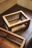 Hộp gỗ tần bì trong suốt kiếng 20x25x11cm