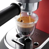 Máy pha cà phê Espresso De'longhi Dedica EC685.R màu đỏ