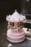 Đồ chơi hộp nhạc Merry-Go-Round -  Vòng xoay dây cót